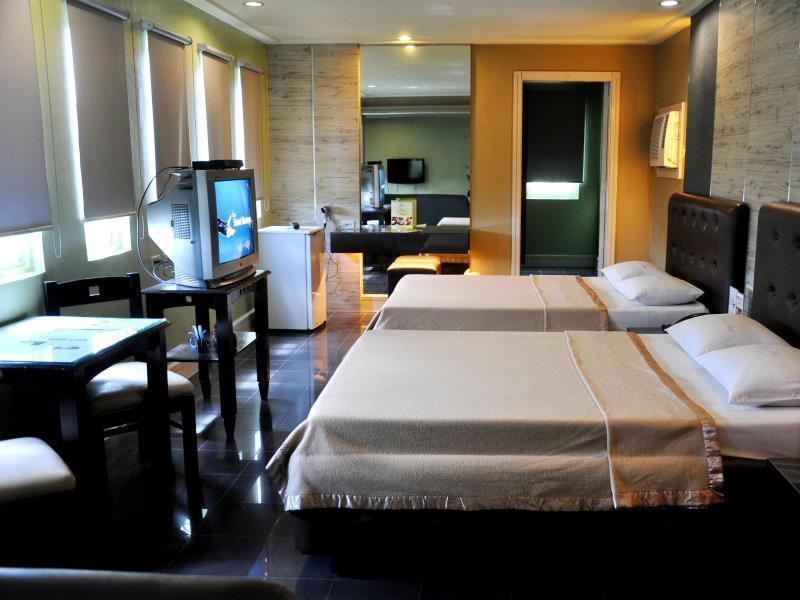 Jardin De Rosal Hotel Pasig City Eksteriør billede